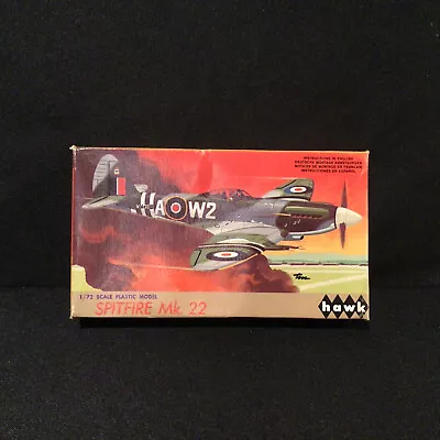 Hawk 1:72 WWII Spitfire Mk 22 Vintage Model Airplane Kit 5-39 • $17.49