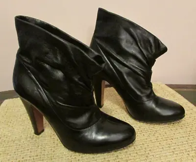 Women's MOSCHINO Cheap And Chic Black Leather Heels Ankle Boots Size 40 1/2 EUR • $30