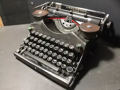 1935 Underwood Champion Portable Typewriter With Case Unique Shell • $90
