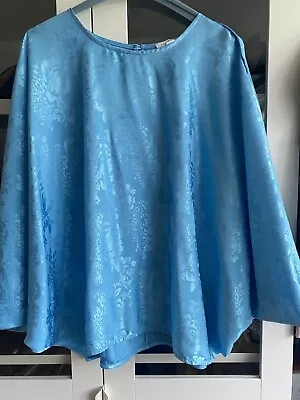 £9.99 • Buy Pre-loved TOPSHOP Blue Jacquard Batwing Blouse - UK18