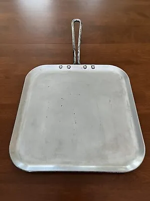 Vintage Wear-Ever 10” Square Cast Aluminum Skillet Griddle NO. 2590 USA • $29