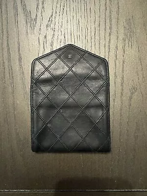 Chanel Matelasse Quilted Lambskin Flap Wallet *NEEDS REPAIR* • $25