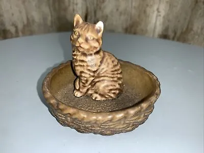 Wade Whimsie Kitten Cat In A Basket 1960s Pin Dish / Trinket Dish (CHIPPED EAR) • £3