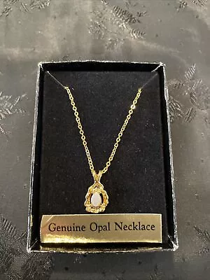 Vintage Ronte Of Beverly Hills Gold Tone Genuine Opal Necklace • $10