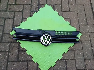 Vw Golf Mk4 Front Radiator Grill In Black Colour Code L041  • $35.76