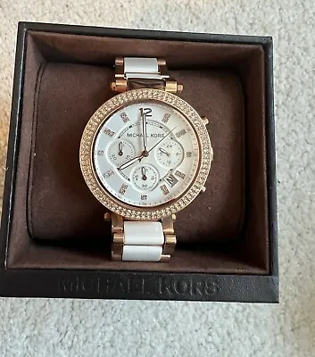 Women’s White And Rose Gold Michael Kors Watch • £45