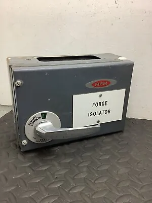 MEM Exel Isolator Switch Box 32A 550V 660V 30AXTN Workshop Garage  Machine • £25