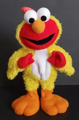 2001 Mattel Fisher Price Sesame Street Chicken Dance Elmo Dancing & Singing Toy • $27.50