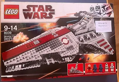 LEGO Star Wars: Venator-Class Republic Attack Cruiser (8039) • $950