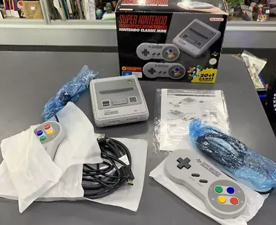 Nintendo Classic Mini: Super Nintendo Entertainment System • $175