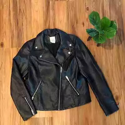 H&M Black Faux Leather Zipper Jacket 8 • $22