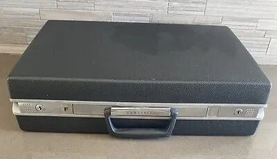 Samsonite Briefcase With Key Vintage Case Hard Shell • $59
