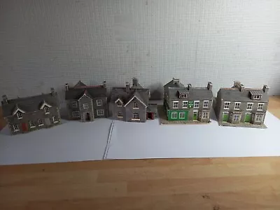 N Gauge Metcalfe Pub And Houses Kit Built To Good Standard X 5 • £15