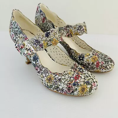 I LOVE BILLY Mendy Floral Mary Jane Heels Size 39 8 8.5 Ankle Strap Laser Cut • $45