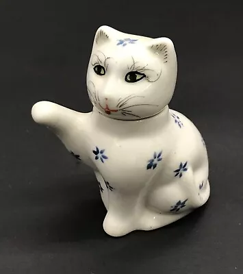 Vtg Miniature White Ceramic Lucky Kitty Cat Tea Pot Creamer Blue Flowers • $10.95