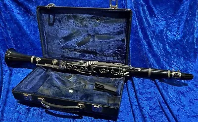 Clarinet Bueschler Second Hand • $200