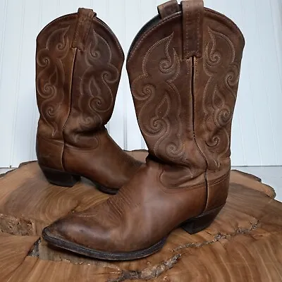 TONY LAMA WESTERN COWBOY BOOTS MENS 8.5M Brown EMBROIDERED LEATHER 1153 • $35.95