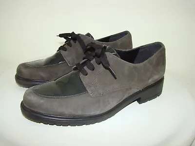 Munro American Gray Suede Patent Leather Oxford Shoes Size 12 Wide    D161 • $32.99