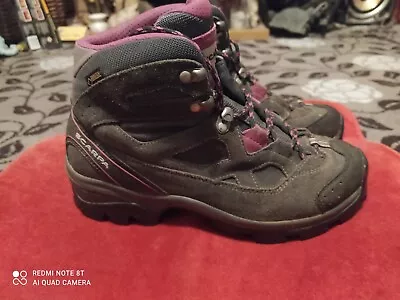 Ladies Scarpa ZG Walking Boots With Gore-tex  And Vibram Soles Size 5.5 • £17.99