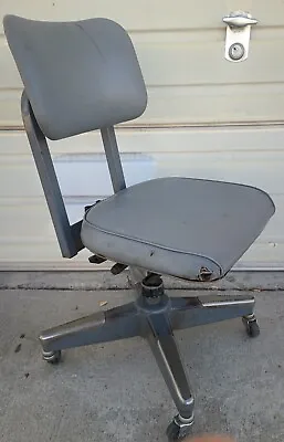 Industrial Steel Vintage Swivel Rolling Office Desk Chair InterRoyal • $125.99