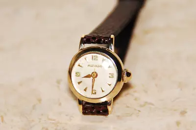 14k Gold Vintage Ladies Movado Manual Wind Watch • $395