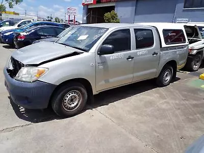 $15 • Buy Toyota Hilux  Vehicle Wrecking Parts 2007 ## V000217 ##