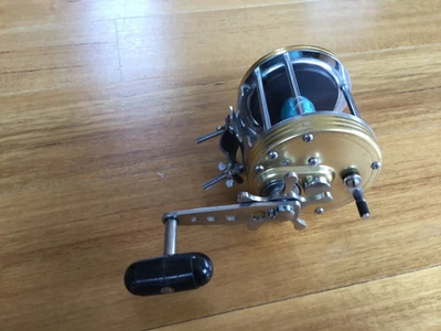 $129 • Buy Like New Vintage DAIWA SEA LINE 400 Beautiful Condition