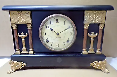 Vintage Sessions Mantel ClockBlack & GoldWorks • $85