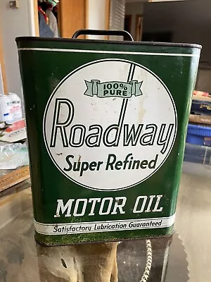 Vintage 2 Gallon Roadway Motor Oil Tin Can • $79.99