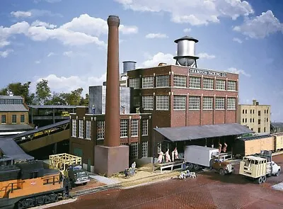 CHAMPION MEAT PACKING  PLANT - HO Scale PLASTIC KIT  - WALTHERS 933-3048 - NEW • $44.95