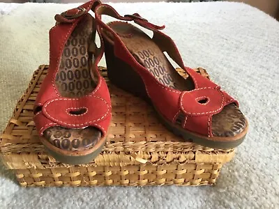 £5 • Buy Fly London Wedge Sandals Size 6