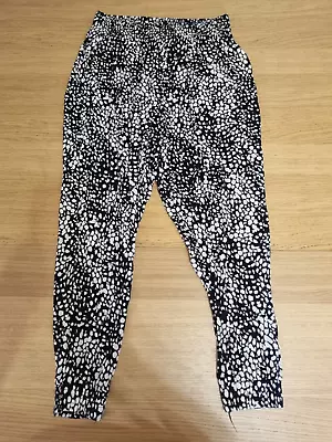 H&M Size Medium - 12/14 Black & White Spot Print Trousers • £4