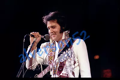 ELVIS PRESLEY CONCERT PHOTOGRAPH - HUNTSVILLE AL - MAY 31 1975 (matinee)   • $3.79