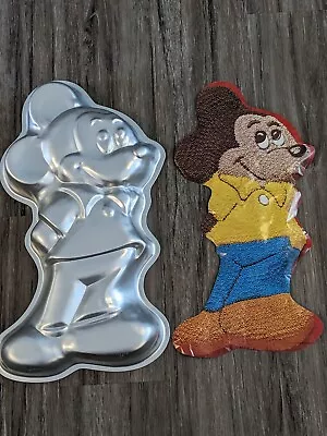 Cake Pan Vintage Mickey Mouse 1978 Wilton Party Pan Mold 515-1805 Retired • $14.39