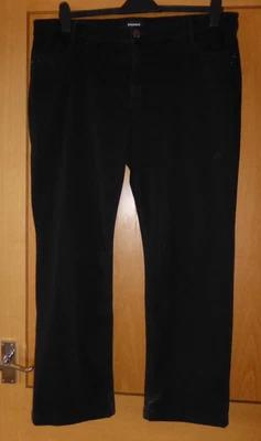 £6 • Buy M&S BLACK STRAIGHT LEG TROUSERS - SPARKLES ON POCKETS - SIZE 20 SHORT - Marked