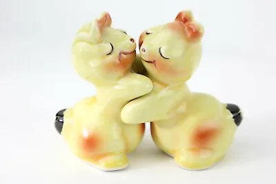 Vintage Van Tellingen Salt Pepper Shakers Bunny Kitchen Home Decor Yellow Pair • $19.50