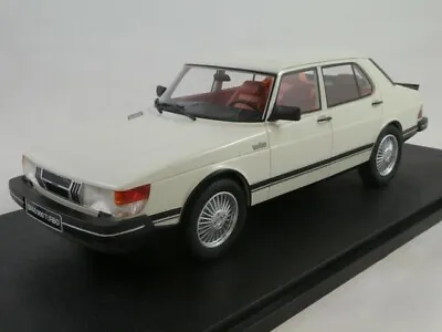 Cult Scale Saab 900 Turbo 4 Door White 1981 1/18 CML099-2 • $197.14