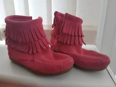 MINNETONKA Fringe Ankle Bootie Moccasins SIZE 8 Kids Zip Up Pink Leather • £20