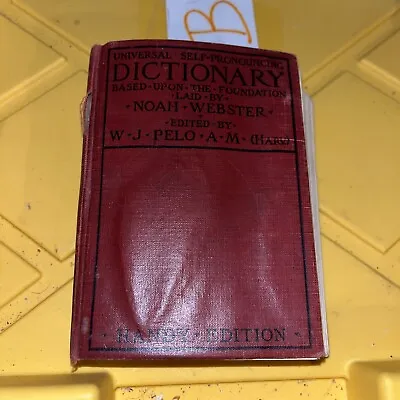 VINTAGE 1936 'MINIATURE ENGLISH DICTIONARY'! POCKET SIZE 624 Pages • $10