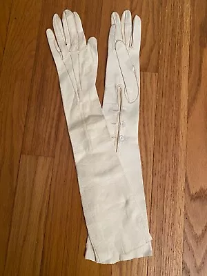 Vintage Ivory Kid Leather Gloves Long Opera 18” Pearl Like Buttons  6 1/2 EUC • $24.99