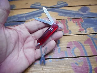 Victorinox Signature Swiss Army Knife 58mm Translucent Ruby • $16