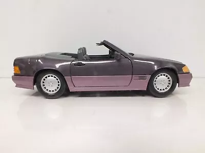 1989 Mercedes-Benz 500SL Maisto 1:18 Die Cast • $19.50