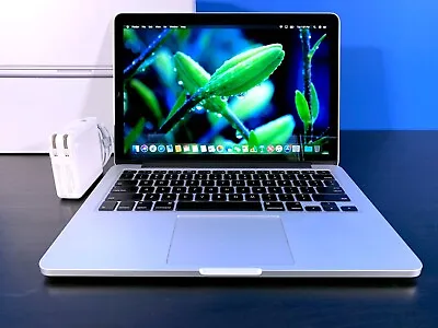 Apple MacBook Pro 13 Inch RETINA LAPTOP | 3.1GHZ CORE I7 | 512GB SSD+16GB RAM • $449