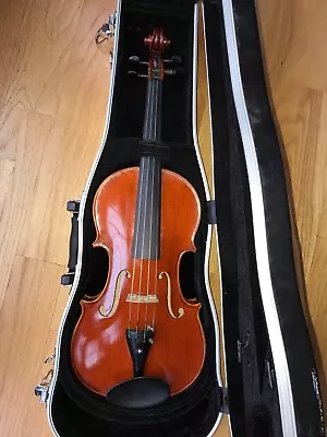 4/4 Violin. Restored With New Strings And A Case • $400