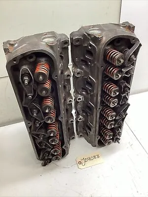 1970 Ford 302 Small Block Cylinder Head Set D0oe-b - Date 9h14 / 9h4 • $149.99
