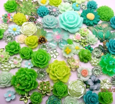 Flower Embellishments Flatback Scrapbook Craft Jewels Charms Cabochons Green S-L • £3.99