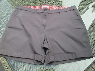  Boden Size 22  Brown Chino Shorts-WJ043-G1 • $21.12