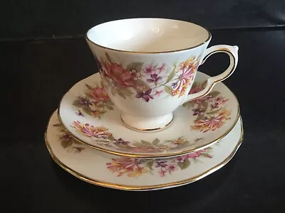 Vintage Colclough Bone China  Wayside  Tea Cup Saucer & Side Plate Trio. • £4.99