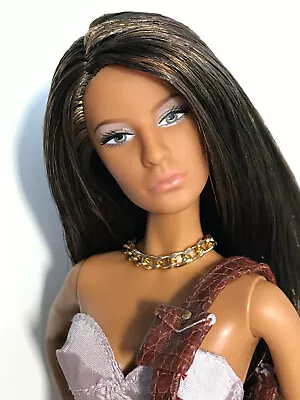 Model Of The Moment  Pretty Young Thing  MARISA Limited Edition Barbie Doll Rare • $99