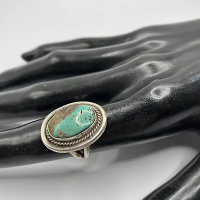 Vintage Southwest Style Sterling Silver Turquoise Ring. Size 6. Grams 5.5 • $4.25